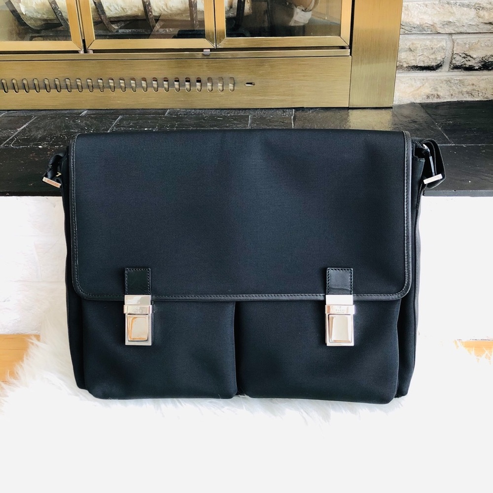 Gucci Black Nylon Leather Messenger Bag